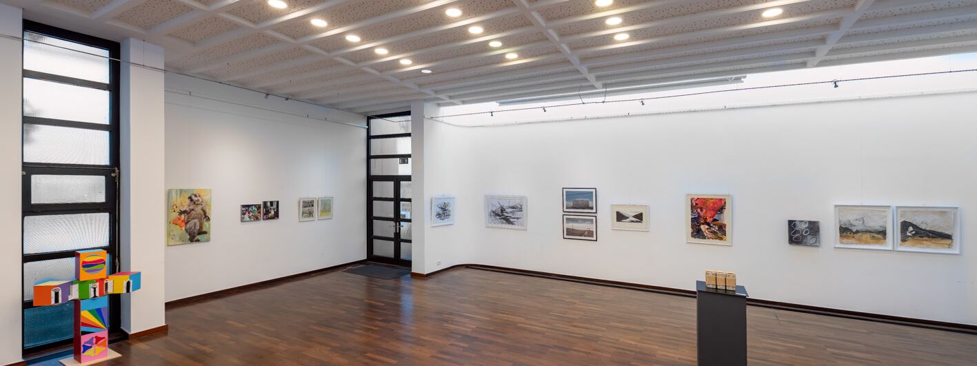 Foto von der Herbstausstellung Kaarster Künstler 2022 von Klaus Stevens Foto von der Herbstausstellung Kaarster Künstler 2022 von Klaus Stevens