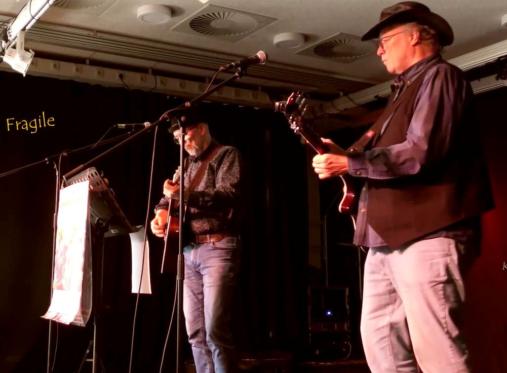 Wolf Wiedemann und Thomas Görres spielen “Woodstock & More” – Acoustic Music Wolf Wiedemann und Thomas Görres spielen “Woodstock & More” – Acoustic Music